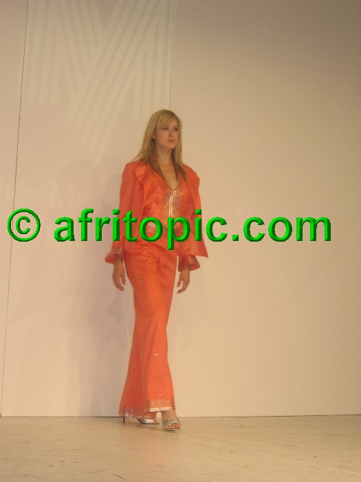 ../Images/Krefeld-Strssenmodenschau-2005 693.jpg